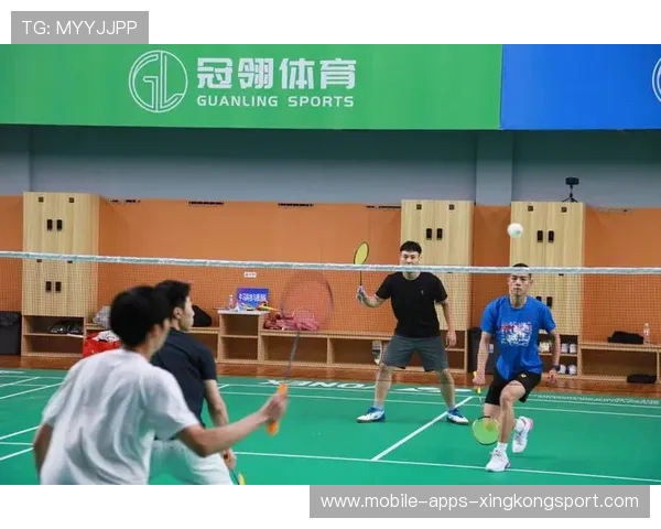 羽毛球贴场平抽如子弹——开启你的极速挥拍新体验